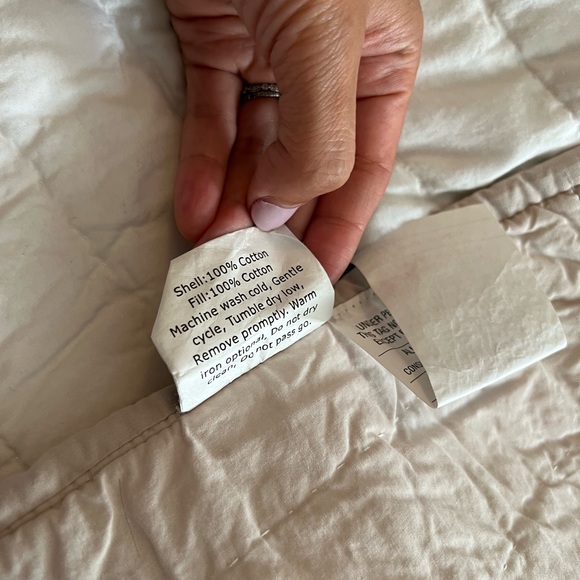 Land of Nod Freehand Crib Bedding Set - Picture 3 of 3